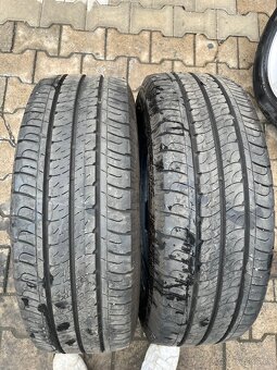 215/65R16C Good Year letne - 2