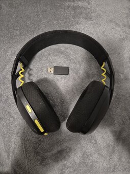 Bezdrôtové slúchadlá logitech G435 - 2