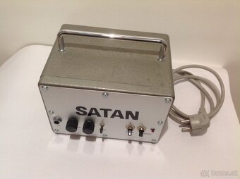 ELEKTRONKOVA  HLAVA  - S A T A N - - 2