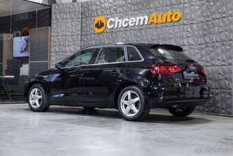 Audi A3 Sportback 1.6 TDI 105k M6 Style Ambition / Výhrev / - 2