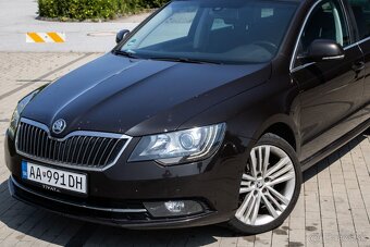 Škoda Superb Combi 2.0 TDI CR 170k Ambition DSG - 2