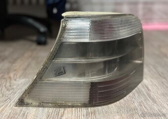 Predám Zadné svetlá Inpro/Hella Volkswagen Golf 4 - 2