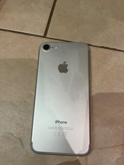 iPhone 7 - 2