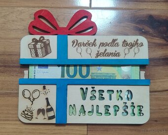 Drevená darčeková karta na peniaze v tvare darčeka NAJ - 2