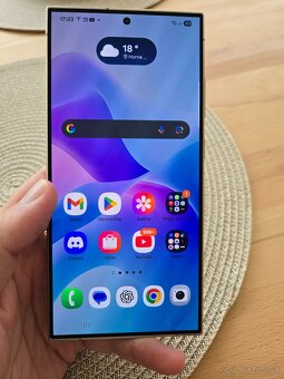 Samsung Galaxy S24 ultra - 2