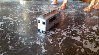 Matchbox Mobile Canteen - 2