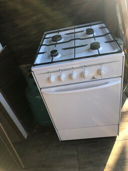 Celoplynovy sporak - 2