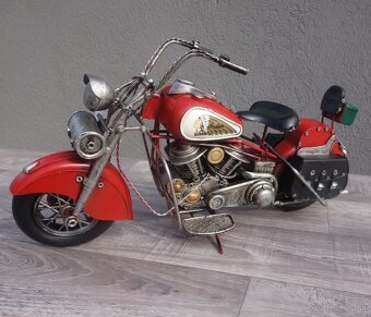 Retro model – motorka. - 2