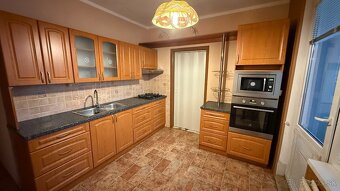 Ponúkam Vám na predaj 3 izb byt na ulici Kpt. Nálepku. - 2