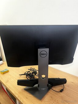 Monitor Dell P2719HC Professional (27" s USB-C a Docking) - 2