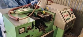 Použitá UPW 12.5, válcovačka závitů, po SO - 2