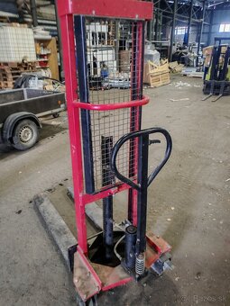 Paletový vozik - 2