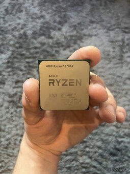 AMD Ryzen 7 5700X - 2
