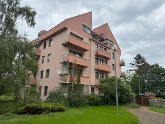 Stromová - 2-izbový byt 56 m2 v Piešťanoch v parku - 2