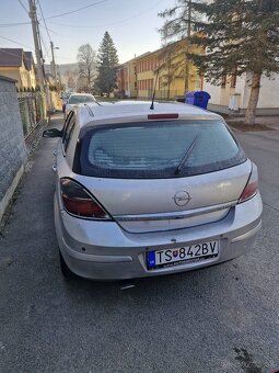 Opel Astra H 1.9 cdti 88kw - 2