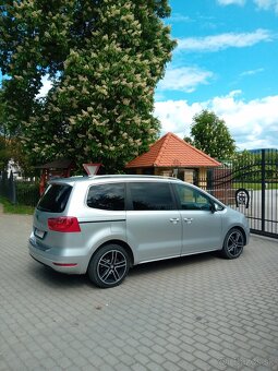 Seat Alhambra 2,0tdi DSG 7 miestna - 2