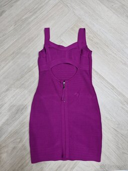 NOVE Guess bandazovane fialove saty - 2