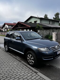 Volkswagen Touareg V6 3.0 - 2