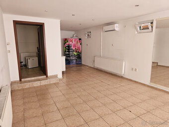 SENEC – NA PRENÁJOM obchodný priestor - kancelária - salón, - 2