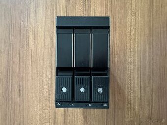 Interný rámček Silverstone FS303 z 2x 5,25" na 3x 3,5" - 2