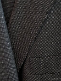 Elegantný tmavo-sivý pánsky oblek, veľkosť 58 - 2