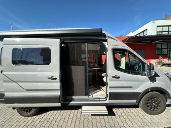 Camper Van LMC Innovan 590 170PS MT - 2