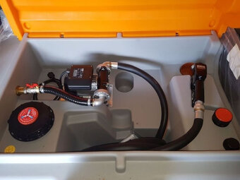 Mobilná nádrž na naftu DT-MOBIL 980 litrov, -230V - 2