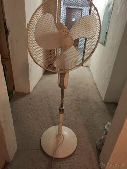 Stojanový ventilátor s diaľkovým ovládačom - 2
