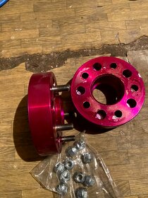 Podlozky pod kolesa 5x114.3 35mm - 2