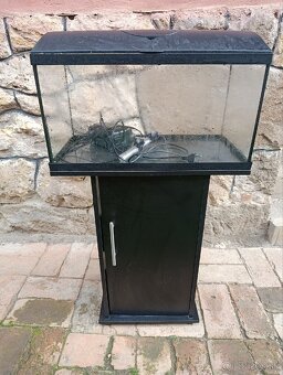 Predám akvárium Juwel - 2