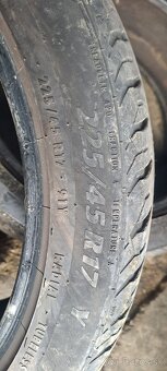 225/45/R17 - 2
