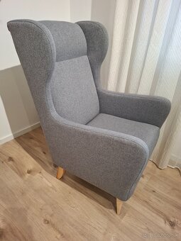 Ušiakové kreslo - 2