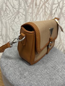 Kabelka guess crossbody hneda - 2