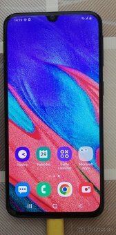 Samsung Galaxy A40 - 4/64/Android 11 - 2
