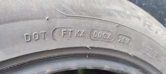Michelin primacy 3. 215/60/R17 - 2
