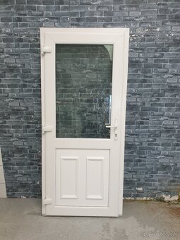 Plastove dvere č. 393. 91x205cm Ľ - 2