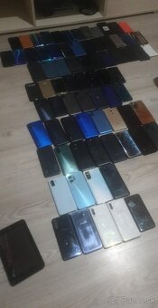 Mobily na Nahradne diely - 2