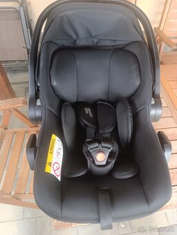 Vajíčko Britax Romer s podstavou Baby Safe Core - 2