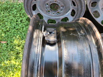 16" plechy 5x120 na BMW + TPMS - 2