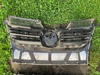 Jetta Mk5 Mriežka - 2