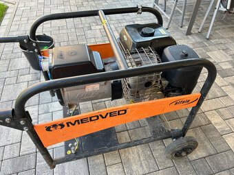 Elektrocentrála Medveď- ARCTOS 9000 B s krytom - 2