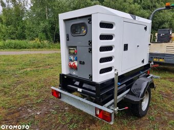 Generátor Mitsubishi SDMO R44 KV - Mobilný generátor - Ako n - 2