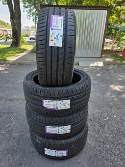 255/40r19 - 2