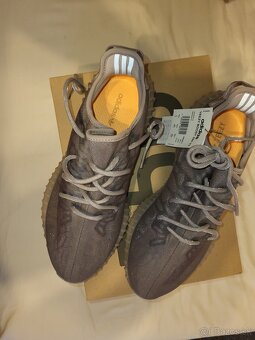 Predam panske  Yeezy Boost 350 V2 - 2