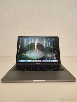 MacBook Pro 2018 | i5 • 8GB • 256GB SSD - 2