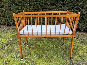 Postieľka pre babätko - 2