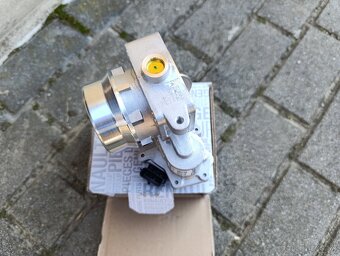 Škrtiaca klapka Renault Master 2.3dCi - 2