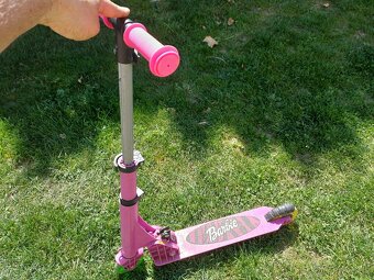 Dievčenská kolobezka - 2