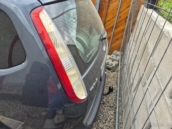 rozpredám Ford focus MK2 1.8tdci - 2