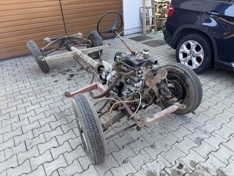 Podvozok a motor octavia combi - 2